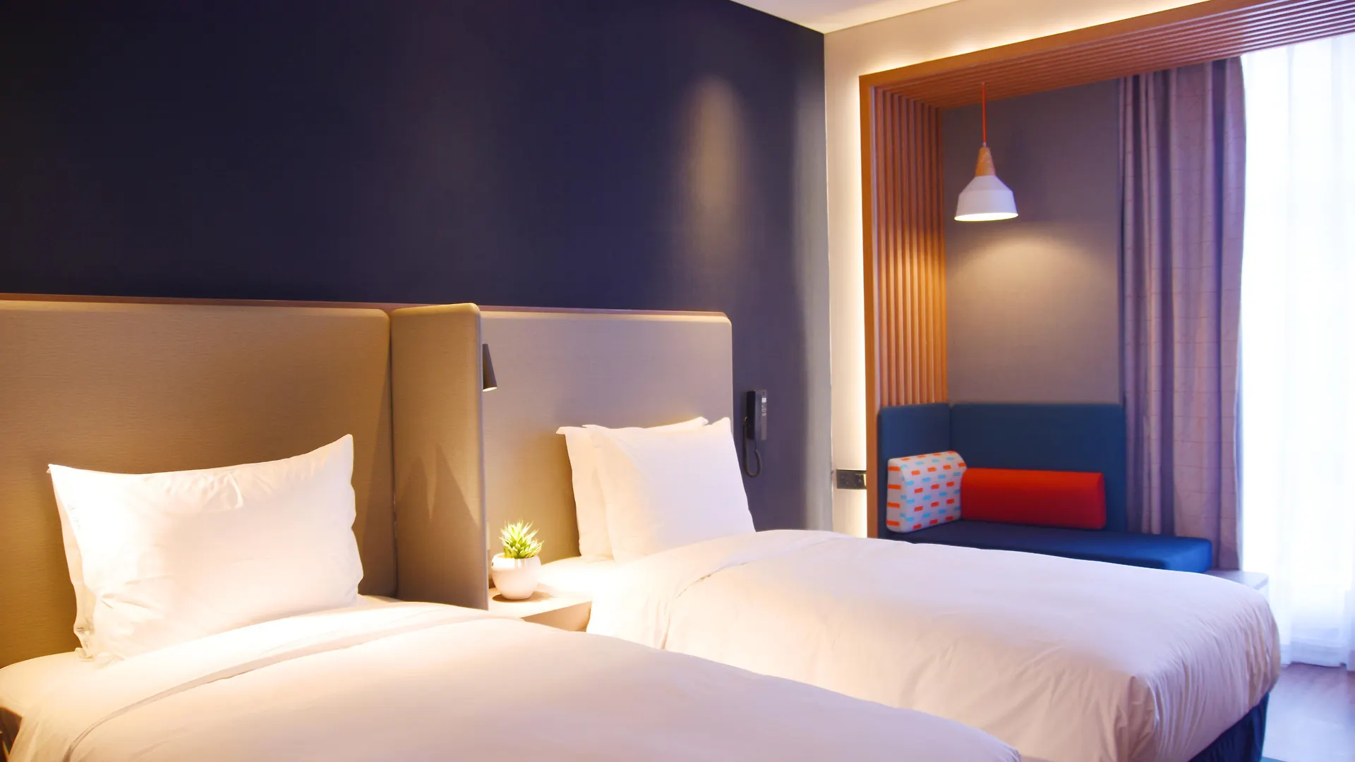 Holiday Inn Express Shanghai Gubei By Ihg China